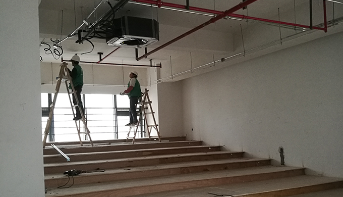 上海徐匯區漕河涇米哈游辦公室裝修工地